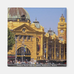 Flinders Street railway station, Melbourne, Austra Magnet