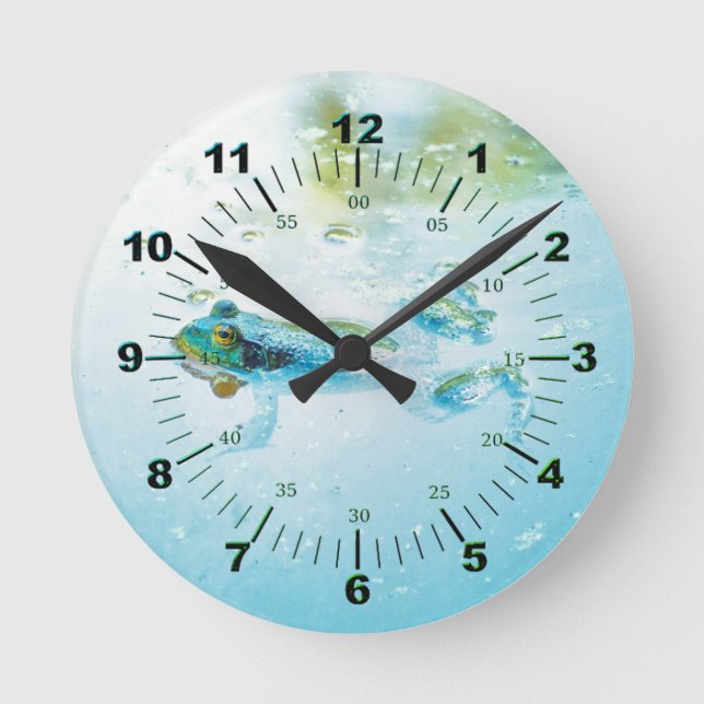 Floating Round Clock (Front)