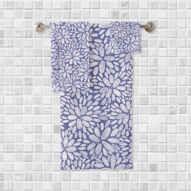 Floral Bloom Watercolor Pattern Bath Towel Set (Creator Uploaded)