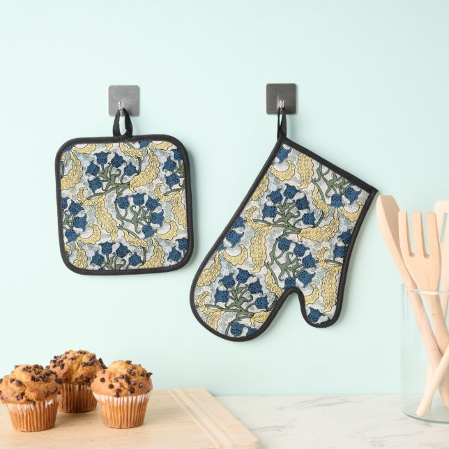 Floral Blue Flowers Lily Valley Repeating Oven Mitt & Pot Holder Set (Insitu(Hanging))