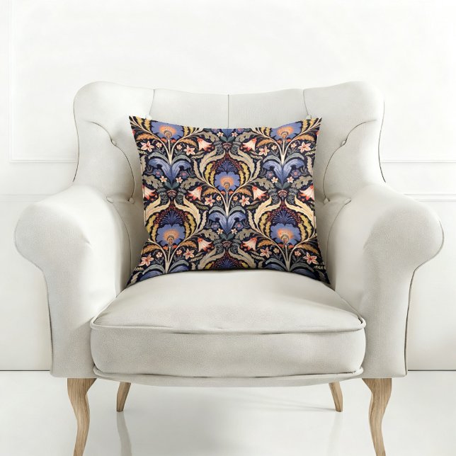 FLORAL BOHEMIAN VINTAGE PATTERNED THROW PILLOW (Creator Uploaded)