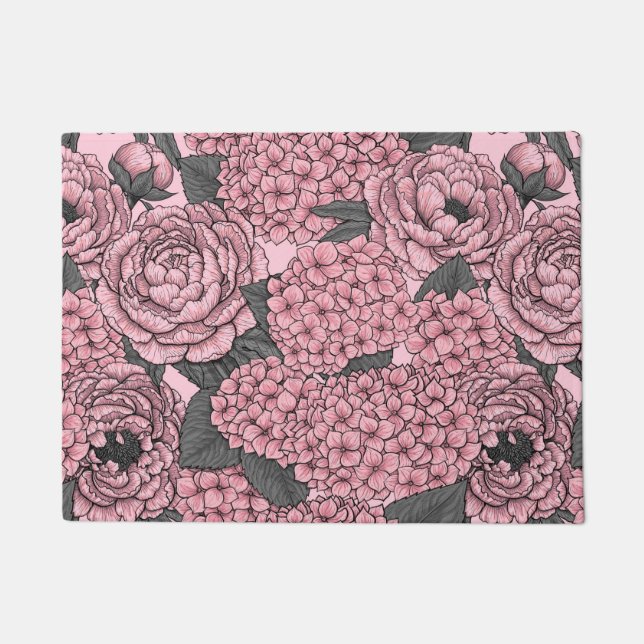 Floral bouquet in pink doormat (Front)