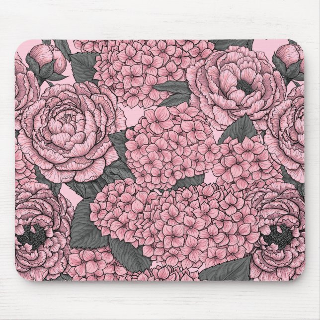 Floral bouquet in pink mouse mat (Front)