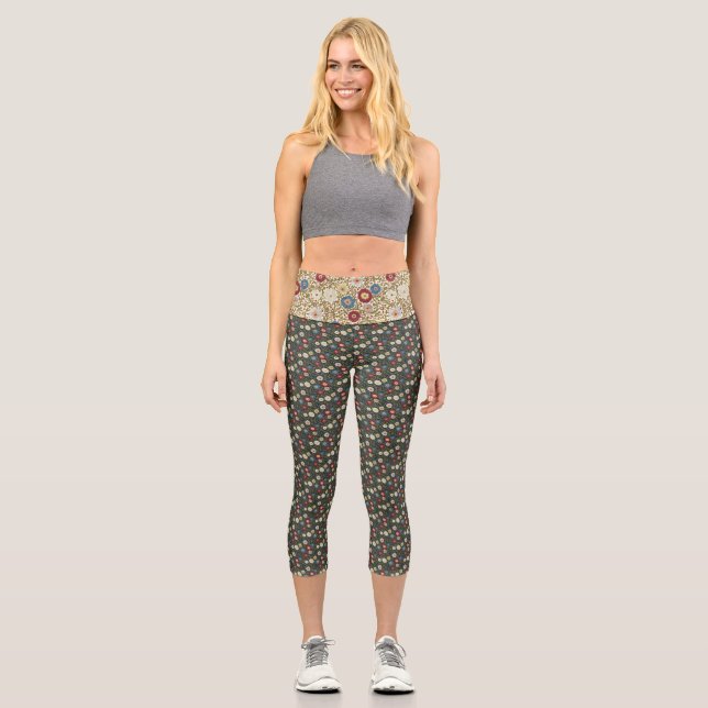 floral capris dark background (Front)
