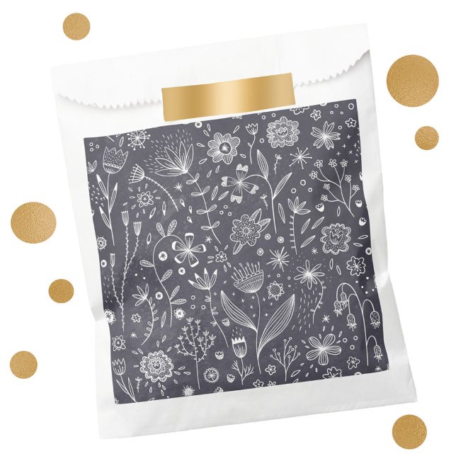 Floral Chalkboard Favour Bags (Chalkboard floral art favor bag)