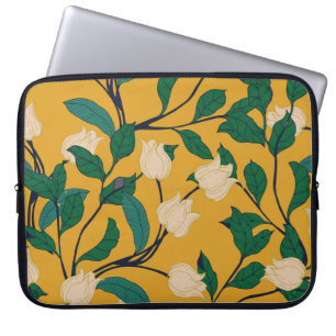 Floral Elegance: Vintage Leafy Pattern. Laptop Sleeve