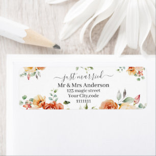 Floral Elegant Wedding Announcement Just Married
