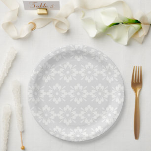 Floral lace pattern paper plate