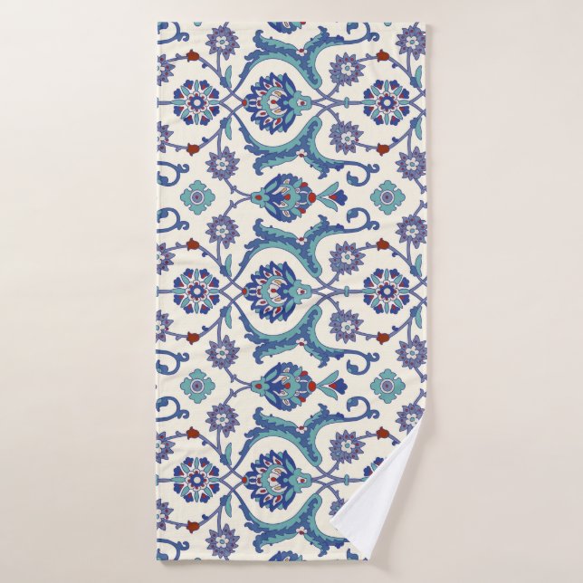 Floral Ornament: Traditional Arabic Pattern. Bath Towel (Bath Towel)