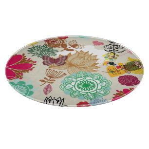 Floral pattern in retro style cutting board