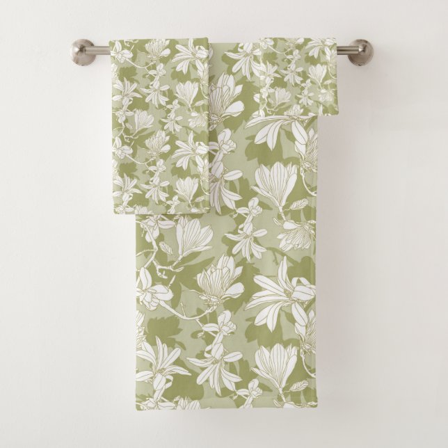 Floral Pattern White Flowers on Green Background Bath Towel Set (Insitu)