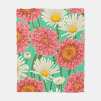 Floral pattern with chamomiles and other flowers fleece blanket