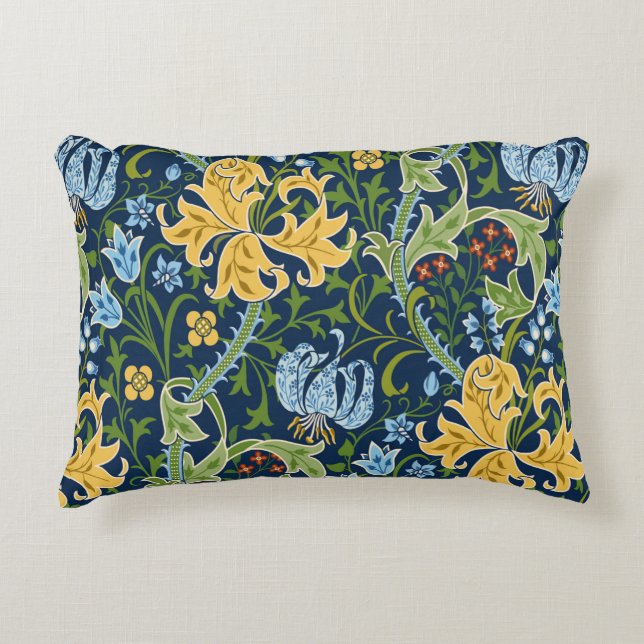 Floral seamless pattern with big flowers, lily and decorative cushion (Front)