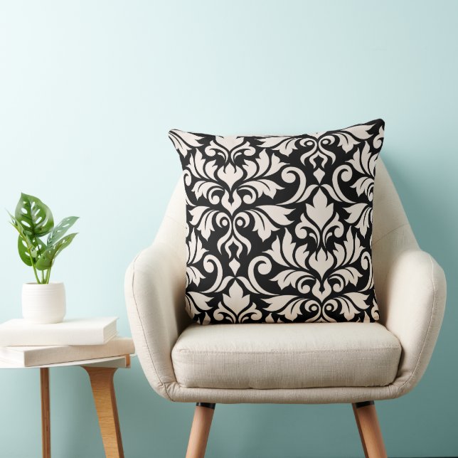 Flourish Damask Art I Cream on Black Cushion (Chair)