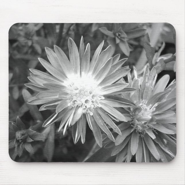 Flower in Black and White Mouse Mat (Front)