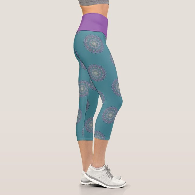Flower Of Life - Mandala India Style 1 Capri Leggings (Right)