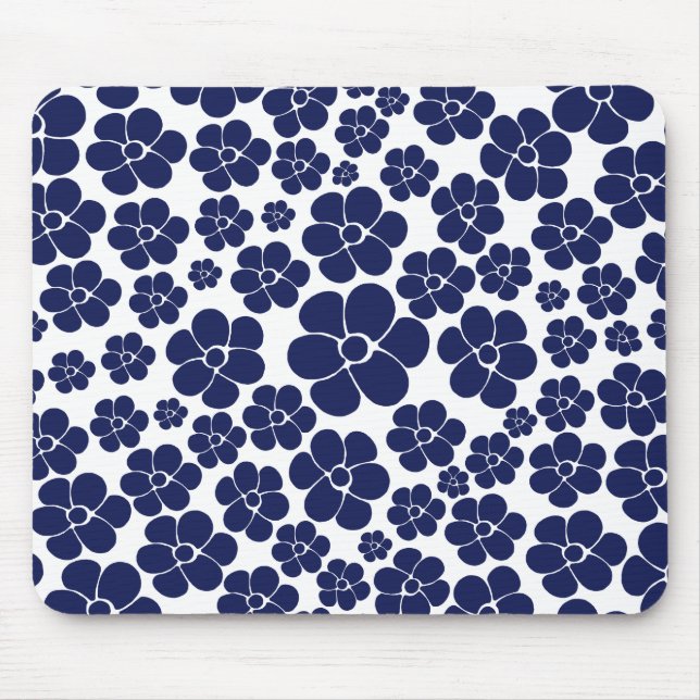 Flower Pattern - Blue and White Mouse Mat (Front)