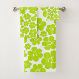 Flower Pattern in Lime Green and White Bath Towel Set
