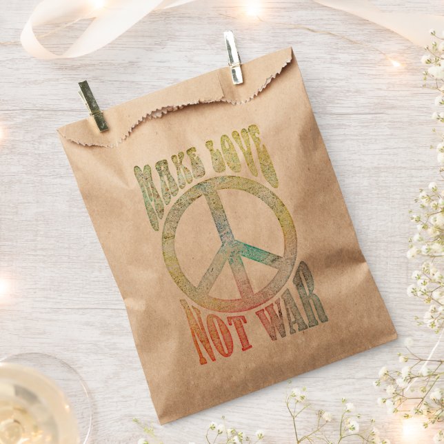 Flower Power Peace - Make Love Not War 1 Favour Bags (Clipped)