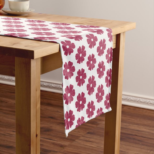 Flower Shape Plaid Red Pink Table Runner (In Situ)