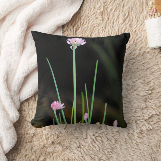 Flowering Chives Cushion (Blanket)