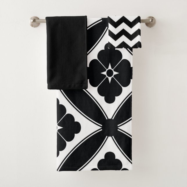 Flowers and Chevron Bath Towel Set (Insitu)