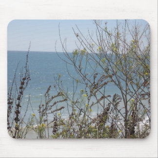flowers and waves mouse mat