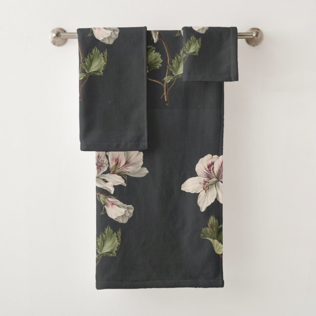 Flowers Bath Towel Set (Insitu)