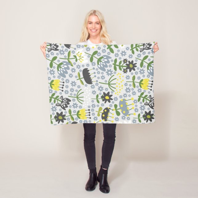 flowers fleece blanket (In Situ)