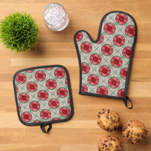 Flowers for Christmas Oven Mitt & Pot Holder Set