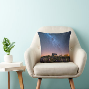 Flowers   Lupines Blooming Lake Tekapo New Zealand Cushion