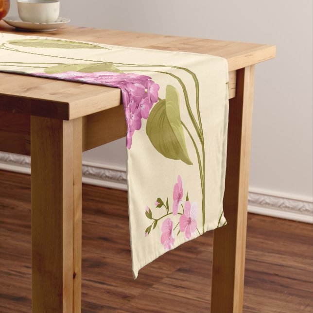 Flowers Pattern 16 Short Table Runner (In Situ)