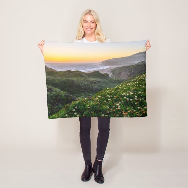 Flowers | Santa Cruz California Fleece Blanket (In Situ)
