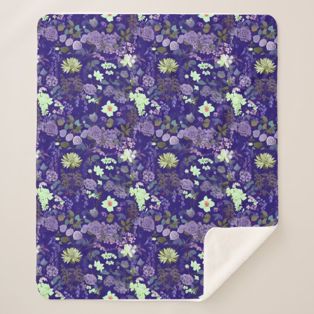 Flowers with an elegant and mysterious atmosphere sherpa blanket (Front)