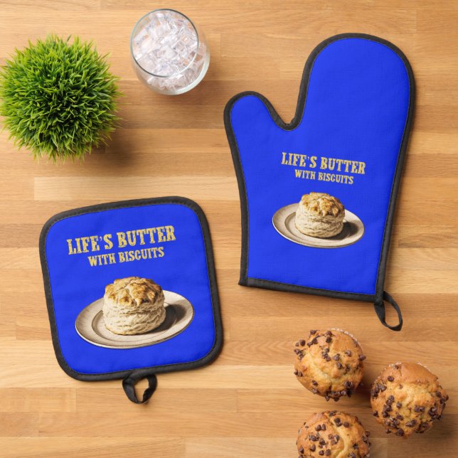 Fluffy Biscuit on a Plate, Life's Butter Biscuits Oven Mitt & Pot Holder Set (Top Down)
