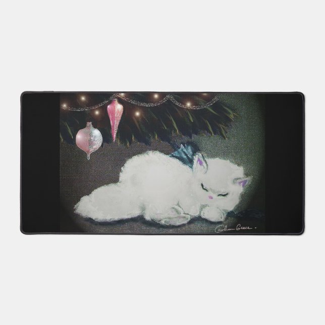 Fluffy desk mat (Front)