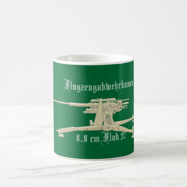 Flugzeugabwehrkanon Flak 88 Coffee Mug (Center)