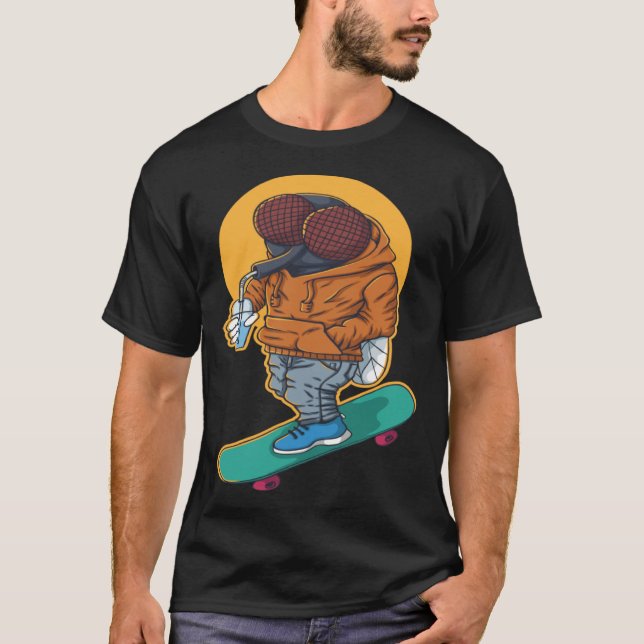 Fly  Skateboard Flies Skateboarder Vintage Skater T-Shirt (Front)