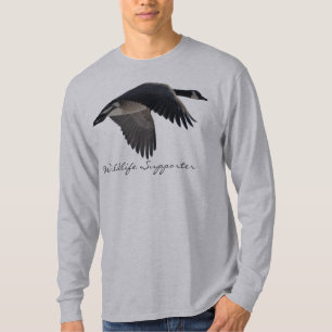 Flying Canada Goose Earth Day Birdlovers Bird Gift T-Shirt