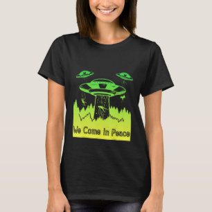 Flying Saucer UFO Astronauts are Aliens 10 T-Shirt
