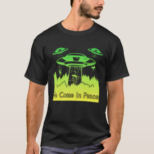 Flying Saucer UFO Astronauts are Aliens 9 T-Shirt