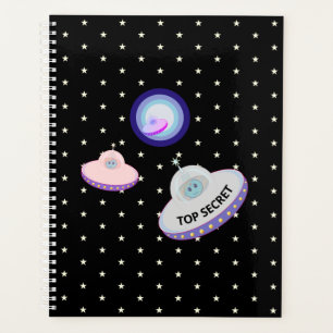 Flying saucers, aliens & star pattern on black planner
