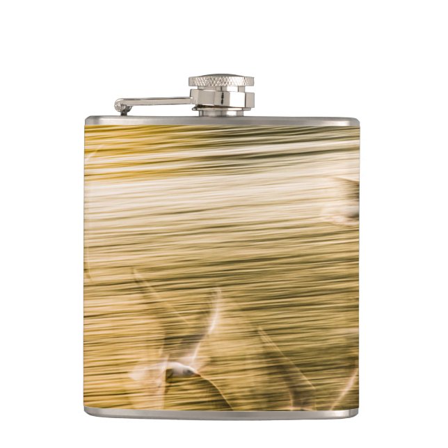 Flying seagulls - abstract hip flask (Front)
