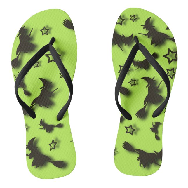Flying witch among stars at Halloween night  3D Flip Flops (Footbed)