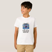 Focus On The Good Stuff Funny Positive Camera Pun T-Shirt (Front Full)