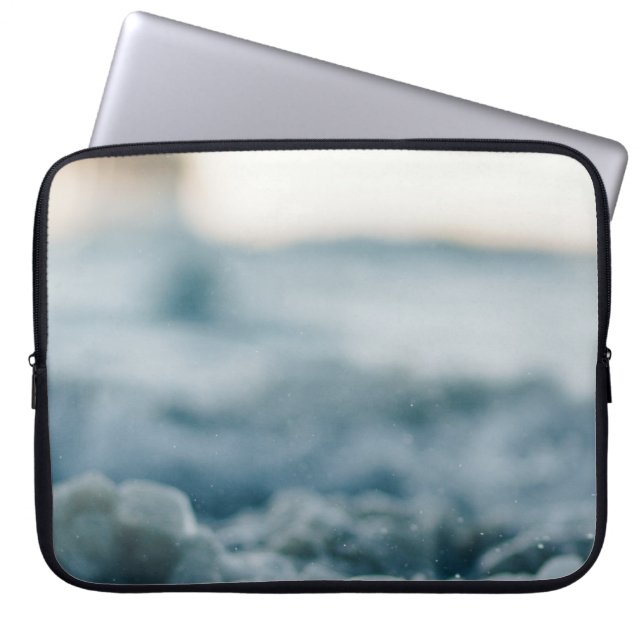 Focus photography of bubbles laptop sleeve (Front)