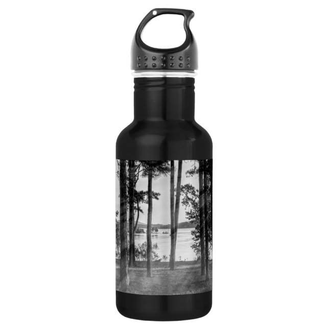 Foggy Trees At Table Rock Grayscale 532 Ml Water Bottle (Front)