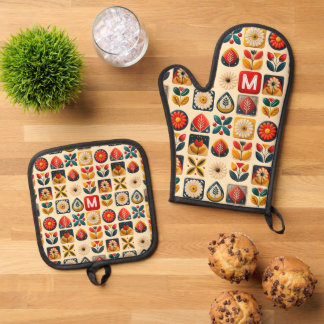 Folk Retro Floral – Personalised Monogram Oven Mitt & Pot Holder Set