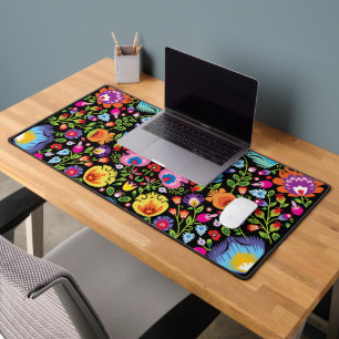 Folklore flowers Wycinanki black Desk Mat