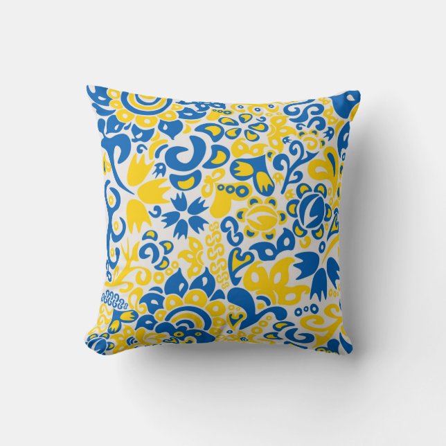 Folklore pattern with Ukrainian flag colors Cushion (Front)